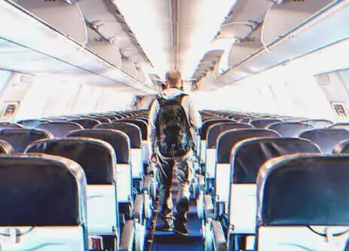 “Before Leaving the Plane, the Pilot Notices One Last Passenger Who Looks Exactly Like Him – Story of the Day”