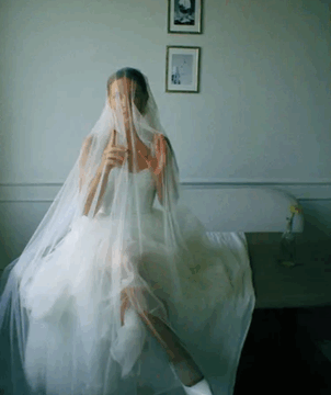 While My Stepfather Was Escorting Me Down the Aisle, My Real Dad Suddenly Appeared — His Next Move Left Everyone Speechless