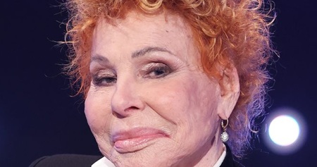 Cherished Music Star Dies Suddenly Following a Heart Attack in Their Home