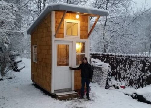 The Incredible Story of a 13-Year-Old Who Built His Own Backyard Tiny House — A Journey of Creativity, Discipline, and Determination