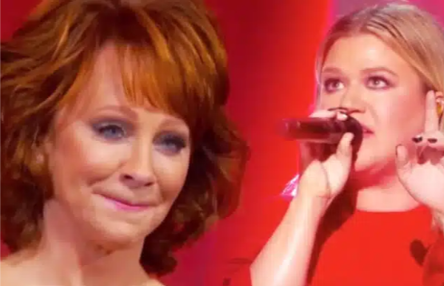 Emotional Tribute: Kelly Clarkson Moves Reba McEntire to Tears During Kennedy Center Honors Performance!