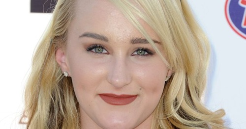 Young US Singer, 26, and One Direction Support Act Killed in Scooter Crash