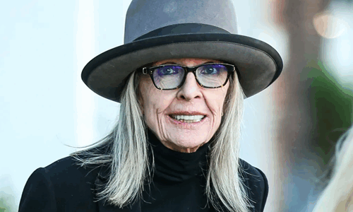 The Secret Behind Diane Keaton’s Hats and Turtlenecks: Why She Hid Her Neck